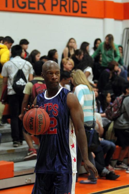 Winnipeg Police Basketball Team played against the youths involved in the 4Life Foundation at St. Johns High School, 401 Church Avenue from 12:00 noon - 1:30 pm. Chief Devon Clunis and several Winnipeg Blue Bomber Players played on the Winnipeg Police Basketball team. May 17, 2013  BORIS MINKEVICH / WINNIPEG FREE PRESS