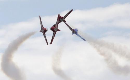 The Royal Canadian Air Force's 431 Squadron Snowbirds flying team performs a show in Portage la Prairie Friday afternoon. May 24, 2013  BORIS MINKEVICH / WINNIPEG FREE PRESS