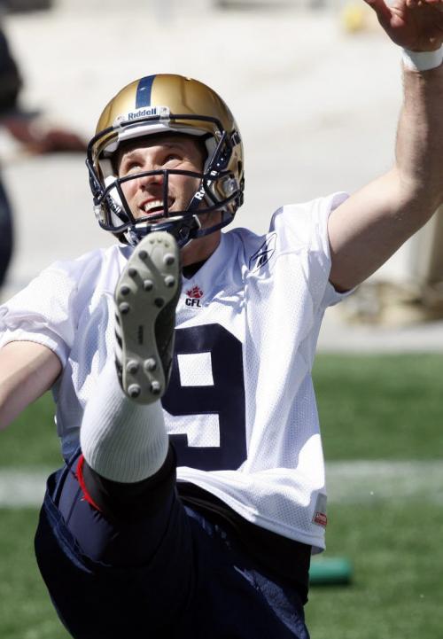 Punter Mike Renaud Winnipeg Blue Bomber Training Camp 2013 stories by Ed Tait and Tim Campbell - KEN GIGLIOTTI / JUNE 3 2013 / WINNIPEG FREE PRESS
