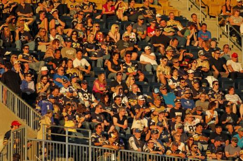 Winnipeg Blue Bombers play their first game in the Investors Group Stadium. Fans in the stands. BORIS MINKEVICH / WINNIPEG FREE PRESS June 12, 2013.