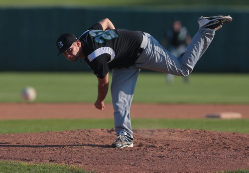 Brandon Sun Anthony Friesen delivers a pitch for the Cloverleafs during Tuesday night's MSBL game against the Brandon Marlins at Andrews Field. (Bruce Bumstead/Brandon Sun)