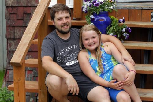 Cory Kowal with his daughter daughter Amaya is part of the Sunshine fund and going to camp this summer. BORIS MINKEVICH / WINNIPEG FREE PRESS. June 20, 2013