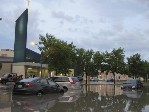 Grant Memorial Church following June 20 2013 downpour. BARTLEY KIVES/WINNIPEG FREE PRESS