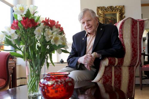 Portrait of former  23rd Lieutenant Governor of Manitoba John Harvard in his home in Winnipeg.   June 25, 2013 Ruth Bonneville Winnipeg Free Press