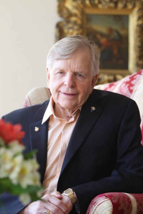 Portrait of former  23rd Lieutenant Governor of Manitoba John Harvard in his home in Winnipeg.   June 25, 2013 Ruth Bonneville Winnipeg Free Press