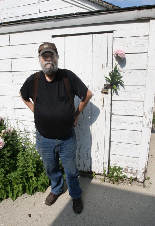 Mitch Podolak  co-founder Winnipeg Folk Festival outside his office on Sherbrook St in Winnipeg- See Carolin Vesely story- July 04, 2013   (JOE BRYKSA / WINNIPEG FREE PRESS)