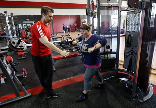 feature on obesity Äì fitnes instructor Jordan Cieciwa Äì with client Samantha Sinclair Äì randy turner story  Where: Snap Fitness, 1580 Taylor Fitness instructor Jordan Cieciwa and one of his clients Samantha Sinclair - Subject: feature story on obesity. Cieciwa has worked extensively over the years as a fitness advocate and I think the client who will be there has lost several pounds in recent years.- KEN GIGLIOTTI / JULY 19 2013 / WINNIPEG FREE PRESS