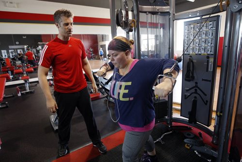 feature on obesity Äì fitnes instructor Jordan Cieciwa Äì with client Samantha Sinclair Äì randy turner story  Where: Snap Fitness, 1580 Taylor Fitness instructor Jordan Cieciwa and one of his clients Samantha Sinclair - Subject: feature story on obesity. Cieciwa has worked extensively over the years as a fitness advocate and I think the client who will be there has lost several pounds in recent years.- KEN GIGLIOTTI / JULY 19 2013 / WINNIPEG FREE PRESS