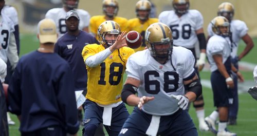 With Buck Pierce out of the practice roster Monday, #18 Goltz, Justin took command of the offensive line at Investor's Field. See Ed Tait's story. July 22, 2013 - (Phil Hossack / Winnipeg Free Press)