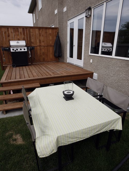 back yard - RESALE HOMES Äì 62-1150 St. Anne's Pebble Lane Condominium Äì Todd Lewys story  KEN GIGLIOTTI / JULY 29 2013 / WINNIPEG FREE PRESS