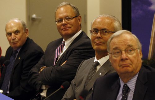 Land Claims Strategic Investment Committee Äì RtoL - with former PM , Paul Martin ,Hartley Richardson , Sanford  Riley , Harvey Secter ,not present is  Dr. Eric   Newell Äì at MMF newser all joining to advise  David Chartrand Pres. of MMF with negotiation issues . KEN GIGLIOTTI / JULY 31 2013 / WINNIPEG FREE PRESS