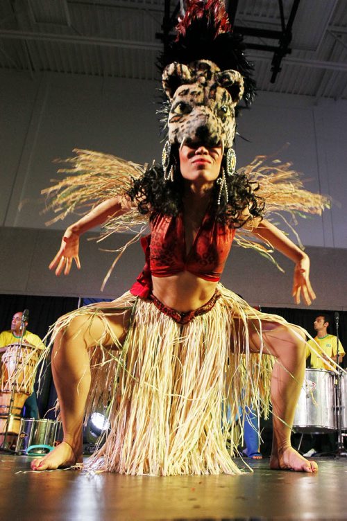 August 4, 2013 - 130804  -  A performer dances in the Alô! Brasil Pavilion Sunday, August 4, 2013. John Woods / Winnipeg Free Press