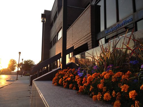 Outside photo of the Winnipeg Free Press building at 1355 Mountain Ave. WInnipeg. Ruth Bonneville/Winnipeg Free Press Aug 14, 2013