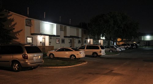 Housing in the Gilbert Park neighbourhood. 130815 - August 15, 2013 Mike Deal / Winnipeg Free Press