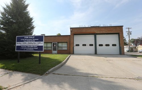 Fire Stations up for sale Äì in pic a Fire Station .at 1710 Gosvenor -aldo santin story  KEN GIGLIOTTI / Aug 16 2013 / WINNIPEG FREE PRESS