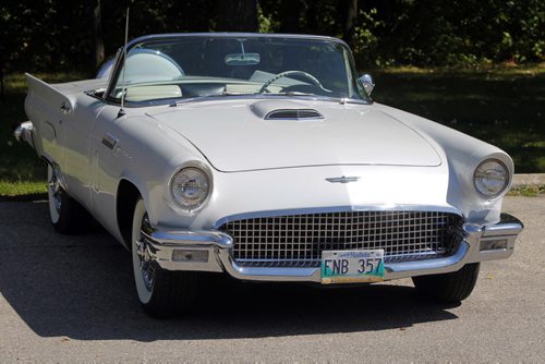 CLASSIC CARS - John Courcelles owns a classic car. A 1957 Thunderbird. BORIS MINKEVICH / WINNIPEG FREE PRESS. August 19, 2013.