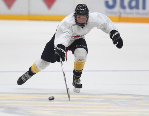 Brandon Sun Ty Lewis skated with Team White during Thursday's Wheat King's scrimmage at Westman Place. (Bruce Bumstead/Brandon Sun)