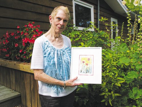Canstar Community News Sept. 3, 2013 - Rosser artist Laurie Potovsky-Beachell will show her work along with that of other local artists at the Rosser Community Centre as part of the South of the Lakes Art Tour on Sept. 21 and 22. (ANDREA GEARY/CANSTAR COMMUNITY NEWS)
