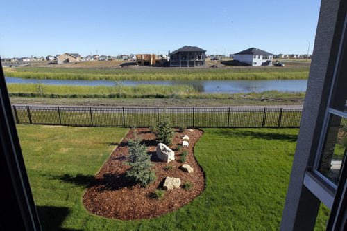 HOMES - 192 Lake Bend Road in Bridgwater Lakes. BORIS MINKEVICH / WINNIPEG FREE PRESS. Sept. 16, 2013