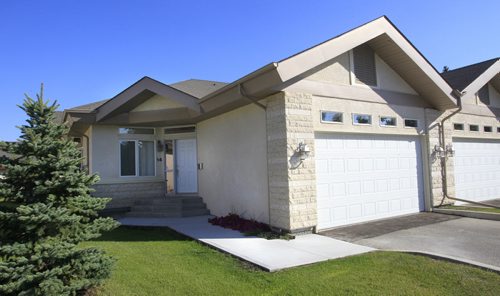 Homes.Camrose Estates, Unit 14, 715 Lanark Street, the  realtor Reg Kehler..Todd Lewys story.  Wayne Glowacki / Winnipeg Free Press Sept. 17 2013