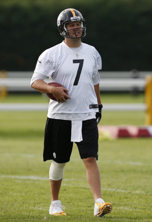 Pittsburgh Steelers' quarterback Ben Roethlisberger walks,  during a practice session, at the Wasps rugby training ground, in London, Friday, Sept. 27, 2013. The Pittsburgh Steelers are to play the Minnesota Vikings in the NFL International Series at Wembley Stadium in London on Sunday, Sept 29. (AP Photo/Sang Tan)