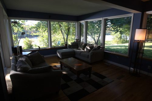 2450 Assiniboine Cres- spectacular view of Assiniboine River from family room-see Todd Lewys story- Oct 01, 2013   (JOE BRYKSA / WINNIPEG FREE PRESS)