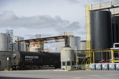 130410 Winnipeg - DAVID LIPNOWSKI / WINNIPEG FREE PRESS (October 04, 2013)  Signs of danger, flammable materials, hazardous materials, and railway cars in the Mission Industrial Neighbourhood due to the heavy industry in the area. For Aldo Santin story