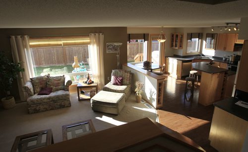 Homes. View from the stairs of 18-460 Lindenwood Drive West, the  realtor is Shawn Sommers.  Wayne Glowacki / Winnipeg Free Press Oct. 17 2013