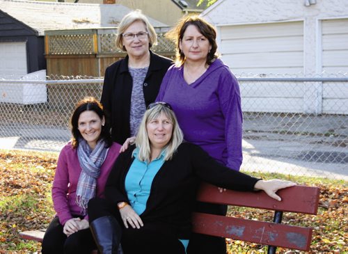 Canstar Community News (16/10/2013) From top-rght, clock-wise; Sharon Gurney, Kathleen Reid, and Jennifer Moncrieff are the mothers and founding members of the Dyslexia Champions of Manitoba with reading clinician Christine van de Vijsel. (DAGMAWIT FEKEDE/CANSTARNEWS)