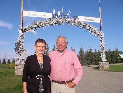 For story about Irvin Goodon, a rags to riches story about a Metis raised in the backwoods who went on to become a multimillionaire.    031 and 034 - Irving and Marge Goodon under the archway decorated with moose and elk antler of the driveway to their home.  Bill Redekop / Winnipeg Free Press