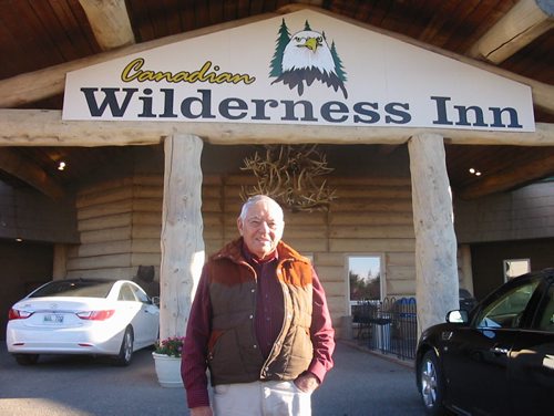 For story about Irvin Goodon, a rags to riches story about a Metis raised in the backwoods who went on to become a multimillionaire.   016 and 018 - Irvin Goodon in front of his Canadian Wilderness Inn that he opened in Boissevain in 2004.Bill Redekop / Winnipeg Free Press