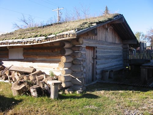For story about Irvin Goodon, a rags to riches story about a Metis raised in the backwoods who went on to become a multimillionaire.   020, 021, 024 - A replica built of the mud-floor log cabin Goodon grew up in in a Metis community in the Turtle Mountains. ÄÄ Bill Redekop / Winnipeg Free Press