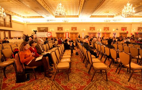 There were many empty seats at the Liberal leadership race at the Hotel Fort Garry Saturday afternoon.  Ruth  Bonneville / Winnipeg Free Press