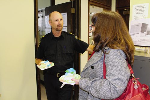 Canstar Community News Sgt. Kelly Dennison at the Lyle Street police station's cake and coffee event Wednesday afternoon. (JORDAN THOMPSON)