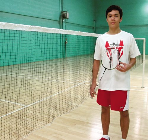 Canstar Community News 24/10/2013- Felix Tessier, 15, is a competitive badminton player who trains at the Winnipeg Winterclub and attends College Regional Gabrielle-Roy. (STEPHCROSIER/CANSTARNEWS)