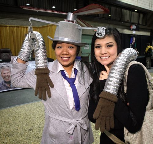 Jennifer Chua (left) dressed up as Inspector Gadget and went to Comic Con with her friend Niki Fourre (right) Sunday afternoon. 131103 - November 3, 2013 MIKE DEAL / WINNIPEG FREE PRESS