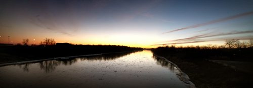 An Assiniboine river runs thru it at the west perimeter during a prairie sunset Tuesday evening, weather for tomorrow is.....November 12, 2103 - (Phil Hossack / Winnipeg Free Press)