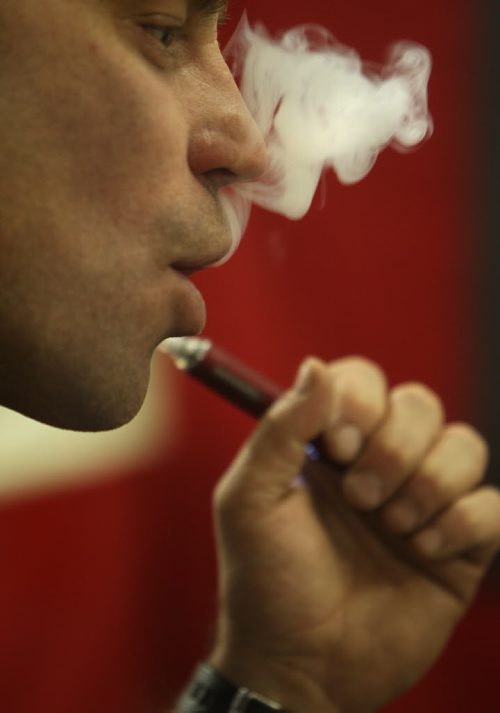 Photos for Bruce Owen's  49.8 story on ( electric ) e-cigarettes.  49.8  Nov 23, 2013 Ruth Bonneville / Winnipeg Free Press