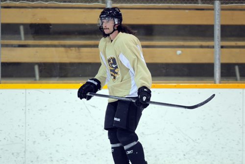University of Manitoba Bisons mens hockey team practice. U of M. Forward Jesse Paradis. BORIS MINKEVICH / WINNIPEG FREE PRESS  November 26, 2013