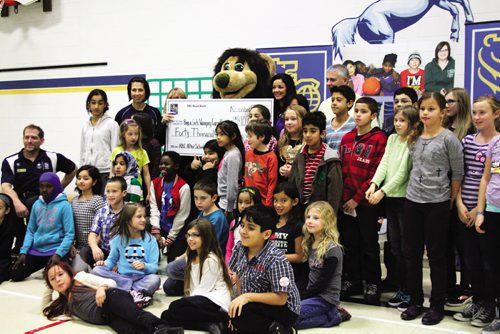 Canstar Community News (20/11/2013)- RBC donated $40,000 to the Boys and Girls Club of WinnipegÄôs Carpathia Club located at Carpathia Elementary. (CANSTARNEWS/DAWMAWITDEJENE)