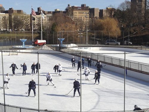 The Winnipeg Jets held an outdoor NHL hockey practice at Lasker Rink in New York's Central Park, Saturday, Nov. 30, 2013 TIM CAMPBELL / WINNIPEG FREE PRESS