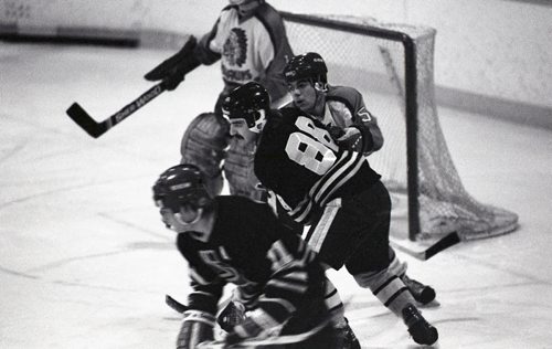 Senior Hockey  Phil Hossack / Winnipeg Free Press December 22, 1986