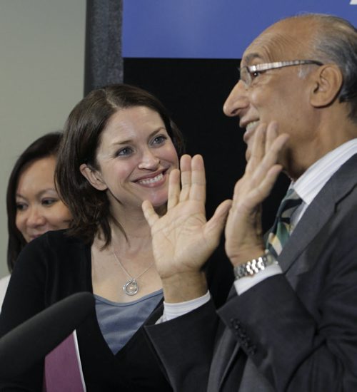 Dr. Dhali Dhaliwal, president and CEO, CancerCare Manitoba and Erin Selby,  Health Minister at the announcement of the  Urgent CancerCare Clinic in the CancerCare Manitoba building Wednesday morning. See supplied photos of the clinic/ Kevin Rollason story Wayne Glowacki / Winnipeg Free Press Dec.4 2013