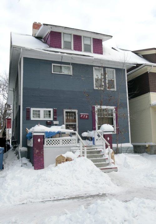 The house at 273 Evanson St. where many cats were found. With story Wayne Glowacki / Winnipeg Free Press Dec.13. 2013