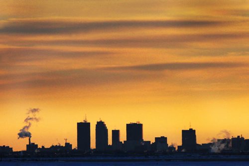 Sunrise in Winnipeg Wednesday morning- Today Winnipeg can expect some snow with high winds expected gusting to 60 km/hr -Standup photo- Dec 18, 2013   (JOE BRYKSA / WINNIPEG FREE PRESS)