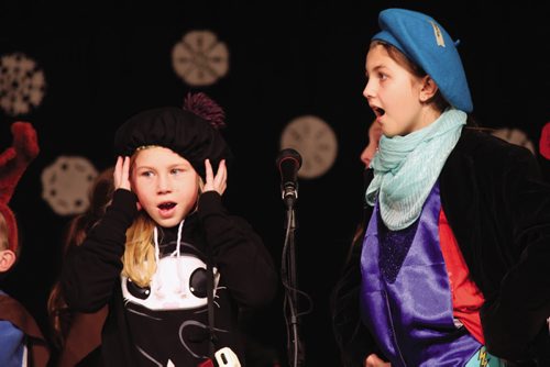 Canstar Community News Dress rehearsal for Phoenix School's Christmas concert. (JORDAN THOMPSON)