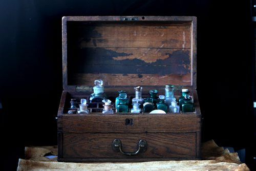 Medicine Chest, mid 1800's.  Belonged to Cuthbert James Grant "warden of the plains" but it is not known when or where he owned and used it.  It is known that he had considerable knowledge and experience in medicine.  Manitoba Museum artifacts from 1812-20 period to illustrate the Scottish in our province's history.  Alex Paul story.. Jan 08, 2014 Ruth Bonneville / Winnipeg Free Press