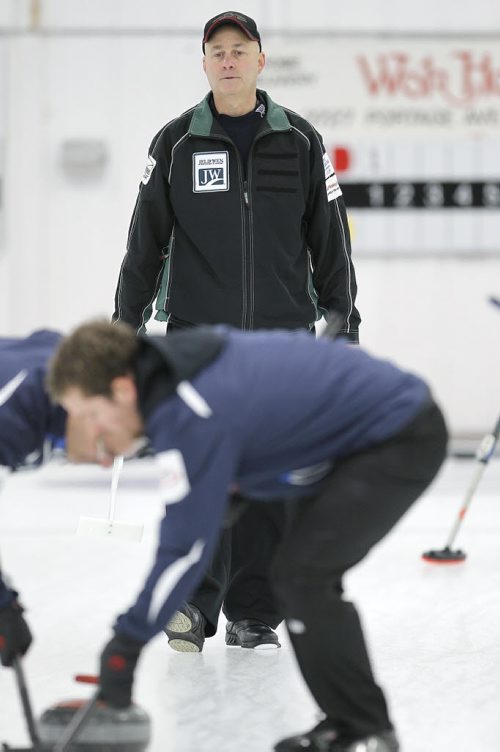 January 19, 2014 - 140119  -  Randy Neufeld competes against Andy Stewart in the Manitoba Open Bonspiel at Assiniboine Memorial Curling Club Sunday, January 19, 2014. John Woods / Winnipeg Free Press