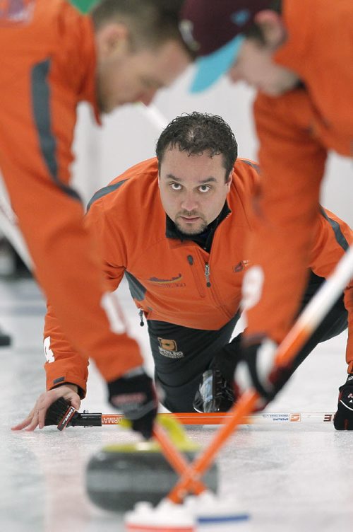 January 20, 2014 - 140120  -  Richard Daneault played Sean Grassie in the Asham final of the Manitoba Open at the Assiniboine Memorial Curling Club Monday, January 20, 2014. John Woods / Winnipeg Free Press