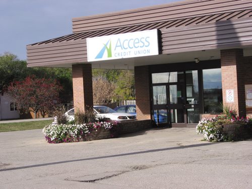 Canstar Community News September 2013 - The Access Credit Union branch in Oak Bluff.